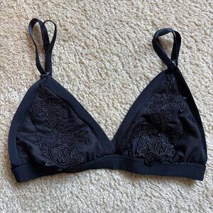 NWOT The Bendy Brand Black Fleurtation Lace Bralette -  Size S